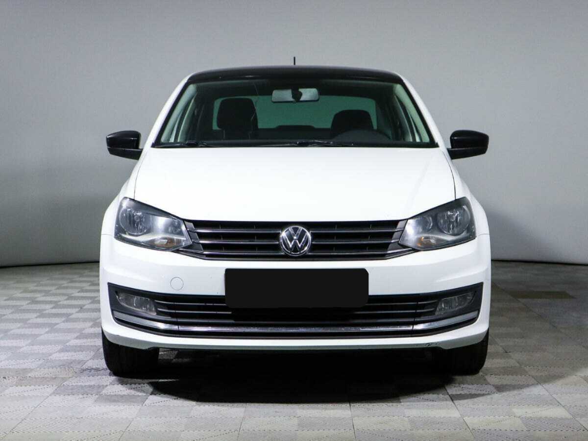 Купить Volkswagen Polo с пробегом. Фото: #1