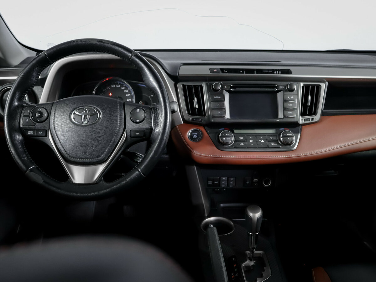 Купить Toyota RAV4 с пробегом. Фото: #11