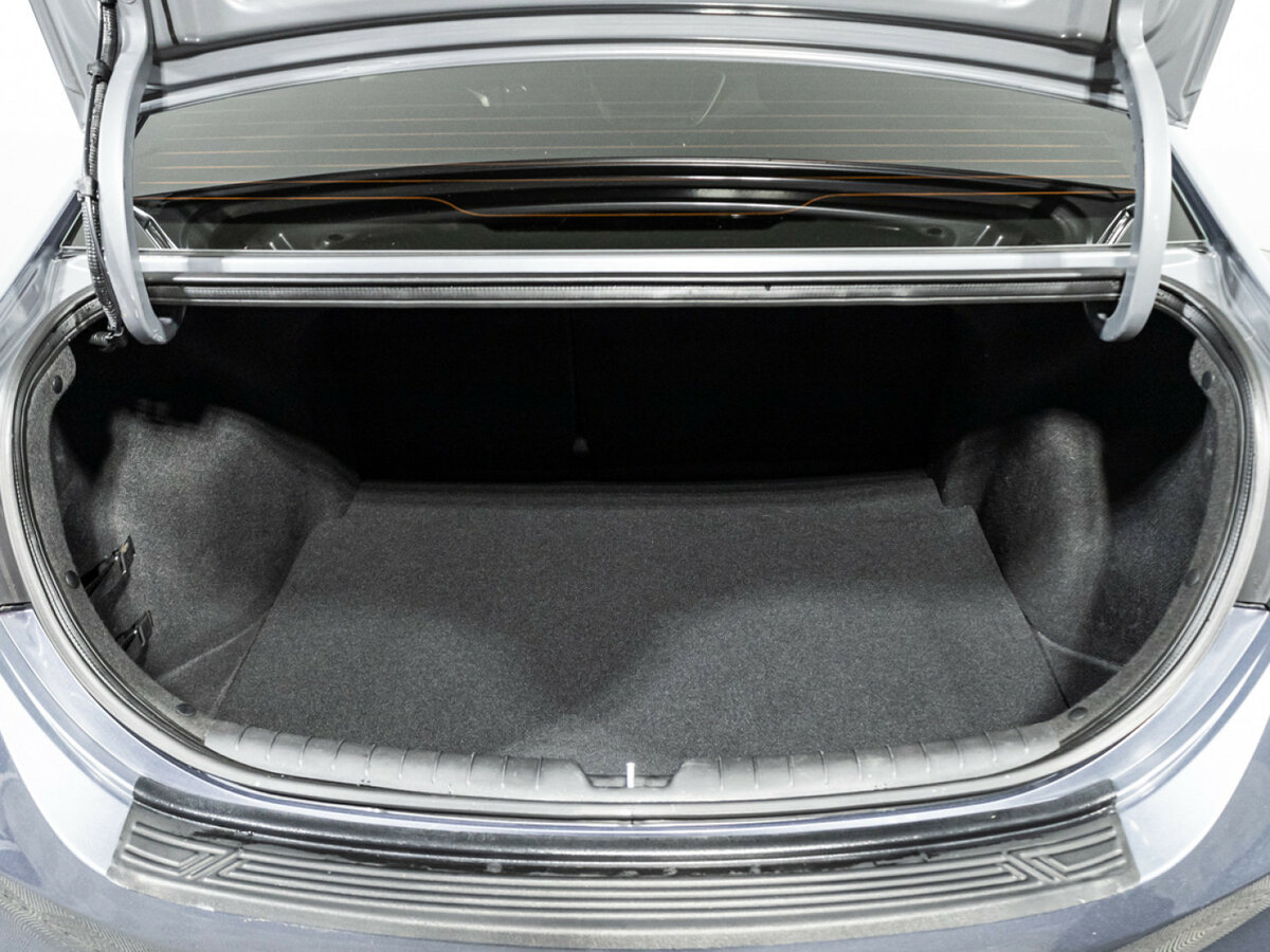 Купить Hyundai Solaris с пробегом. Фото: #15