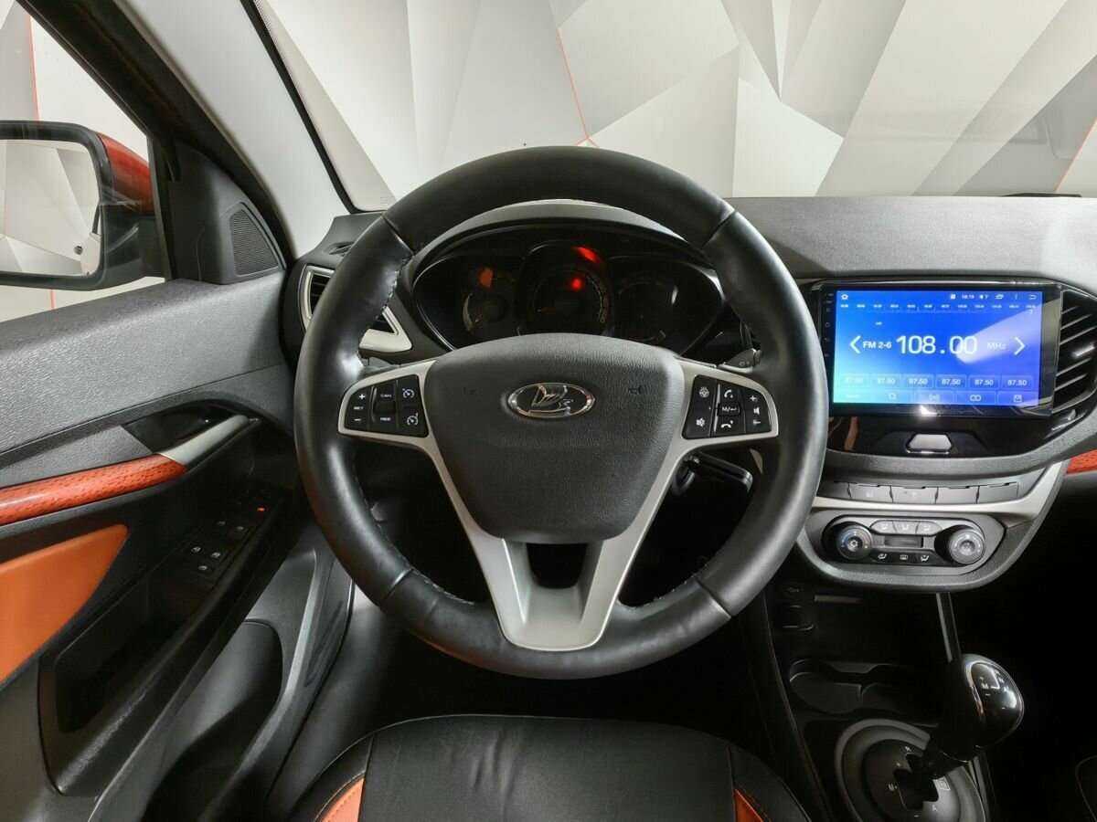 Купить Lada (ВАЗ) Vesta с пробегом. Фото: #14