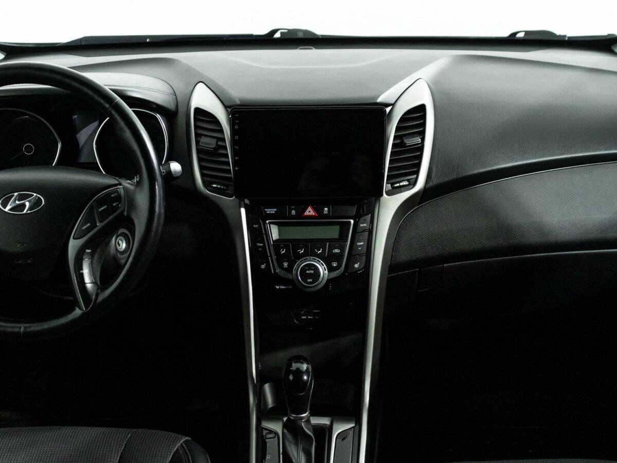 Купить Hyundai i30 с пробегом. Фото: #13