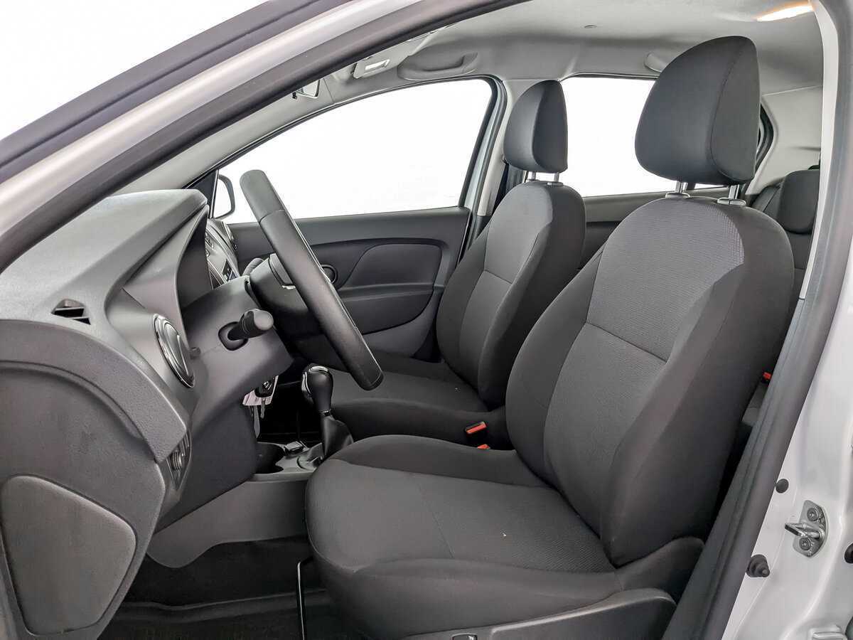 Купить Renault Logan с пробегом. Фото: #15