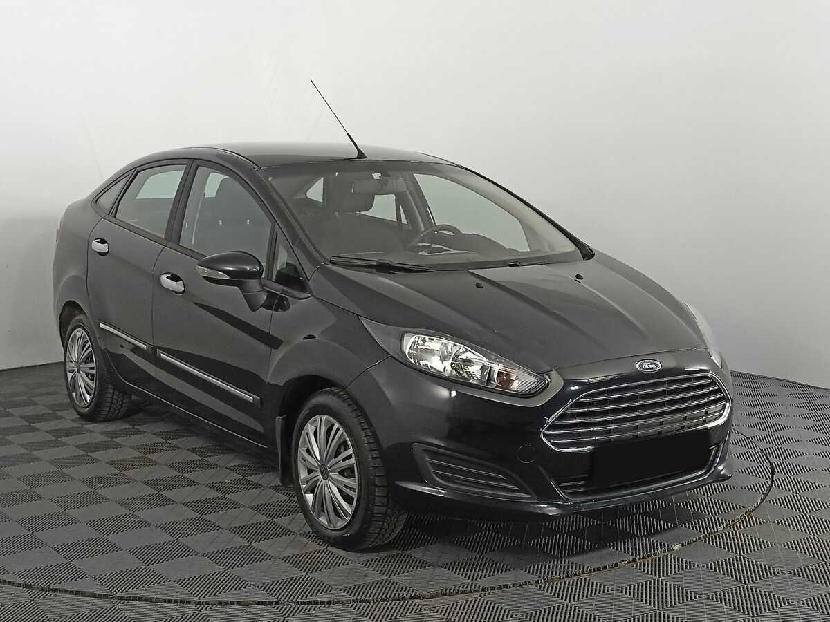 Купить Ford Fiesta с пробегом. Фото: #2