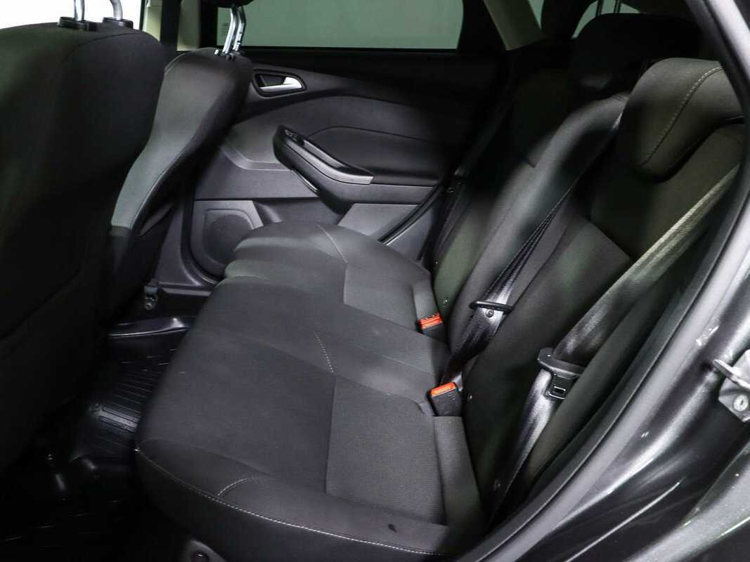 Купить Ford Focus с пробегом. Фото: #7