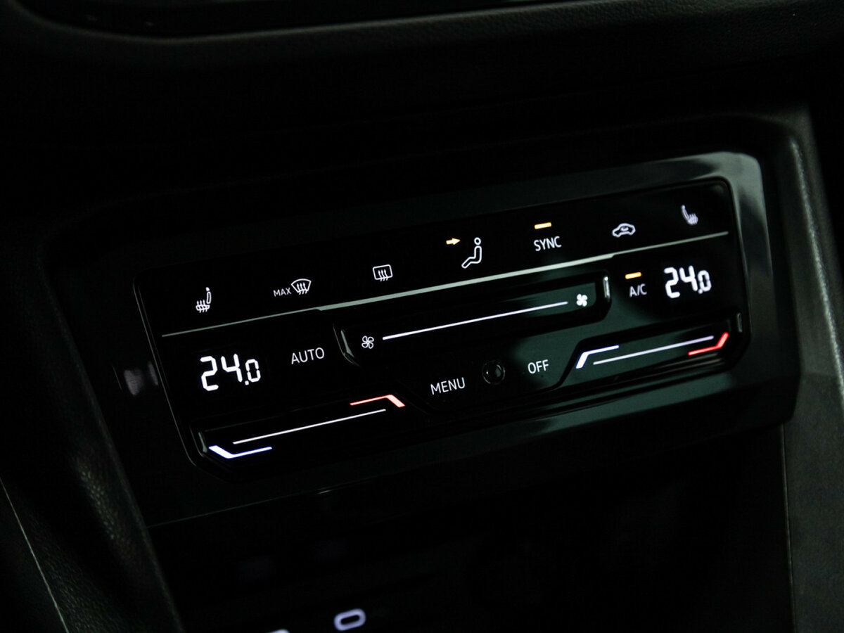 Купить Volkswagen Tiguan с пробегом. Фото: #14