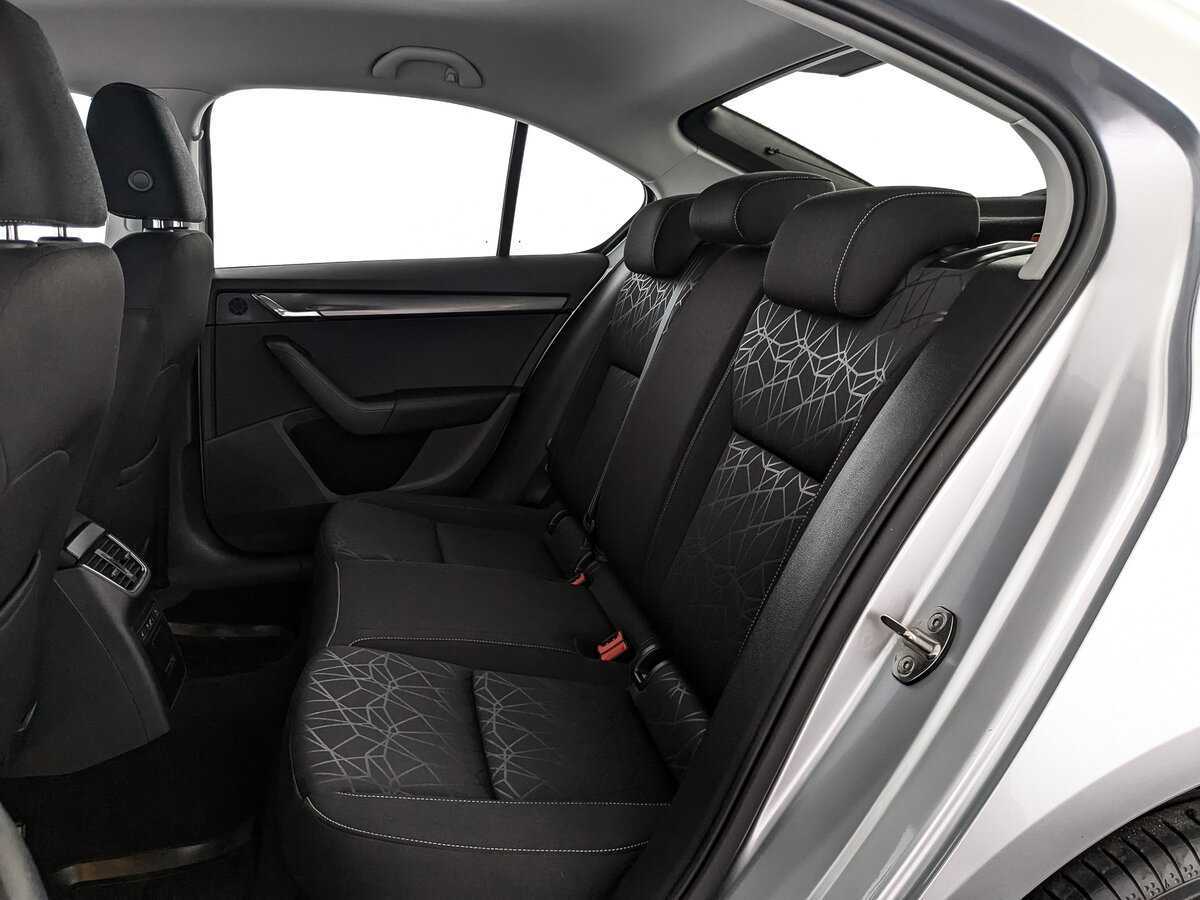 Купить Skoda Octavia с пробегом. Фото: #13