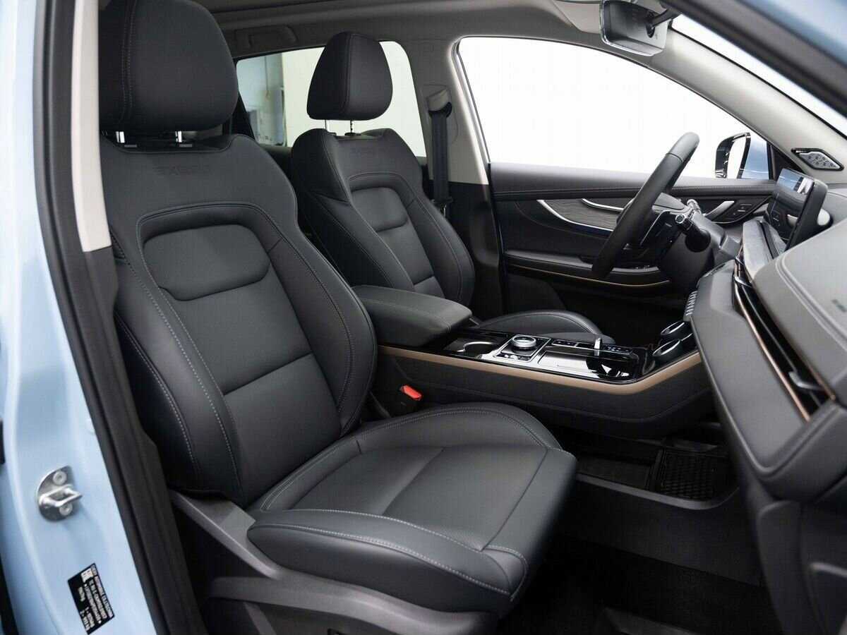 Купить EXEED LX с пробегом. Фото: #11