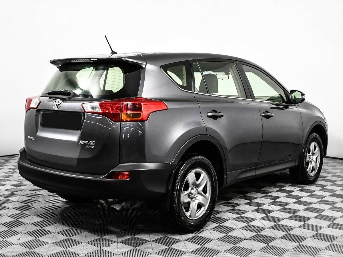 Купить Toyota RAV4 с пробегом. Фото: #4