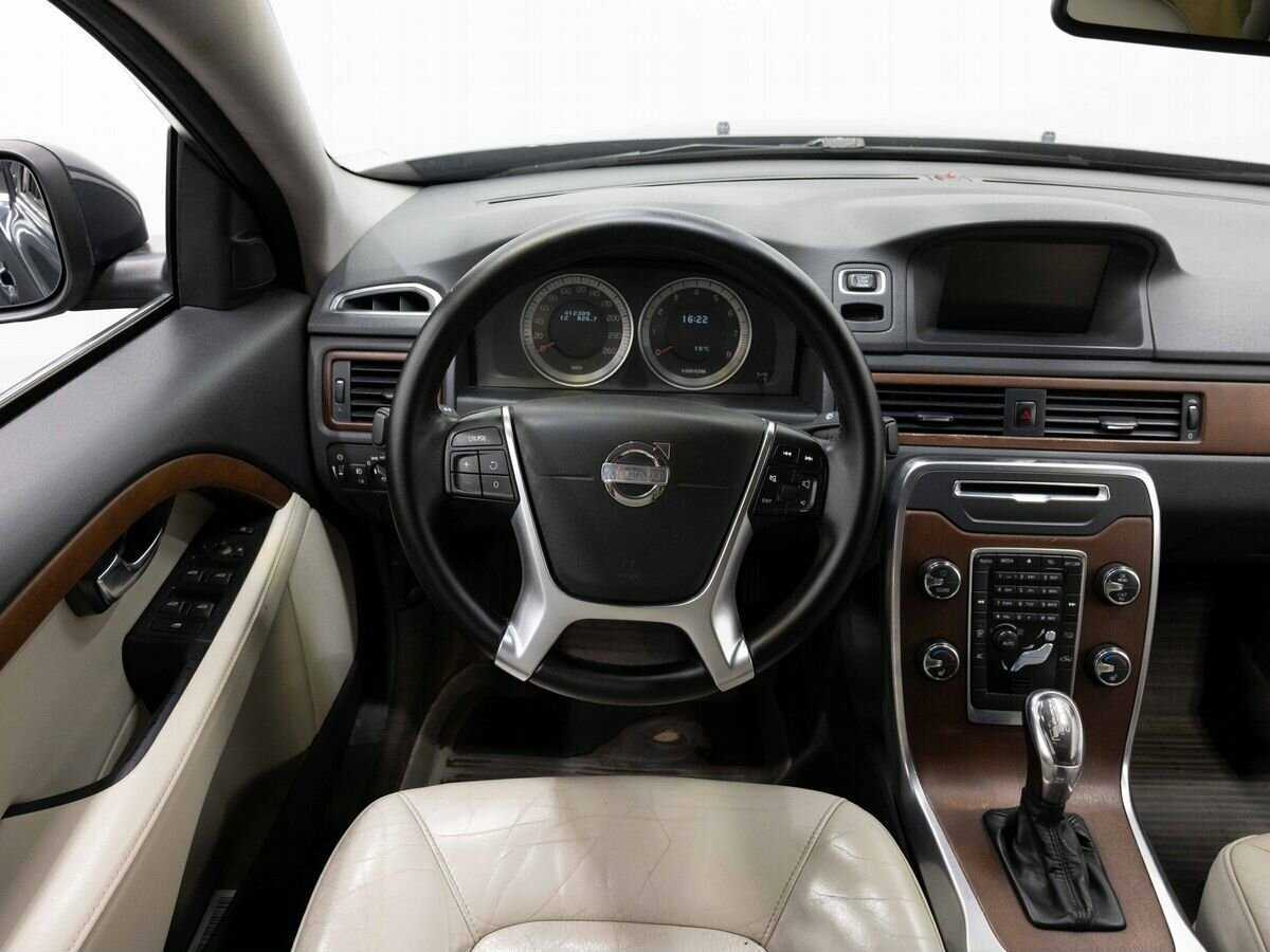 Купить Volvo S80 с пробегом. Фото: #13