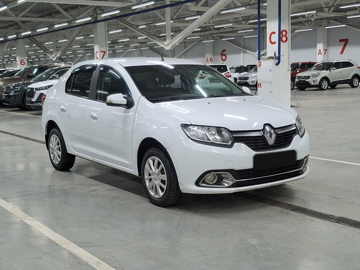 Купить Renault Logan с пробегом. Фото: #2
