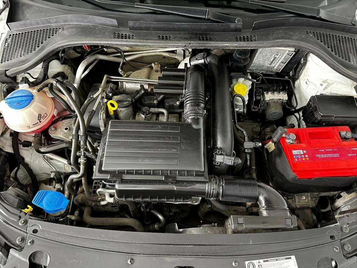 Купить Skoda Rapid с пробегом. Фото: #17