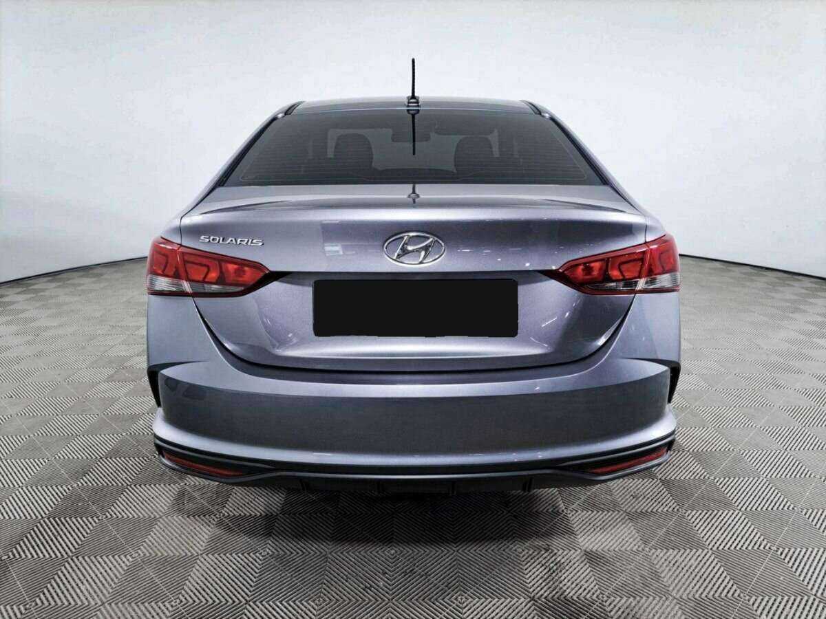 Купить Hyundai Solaris с пробегом. Фото: #4