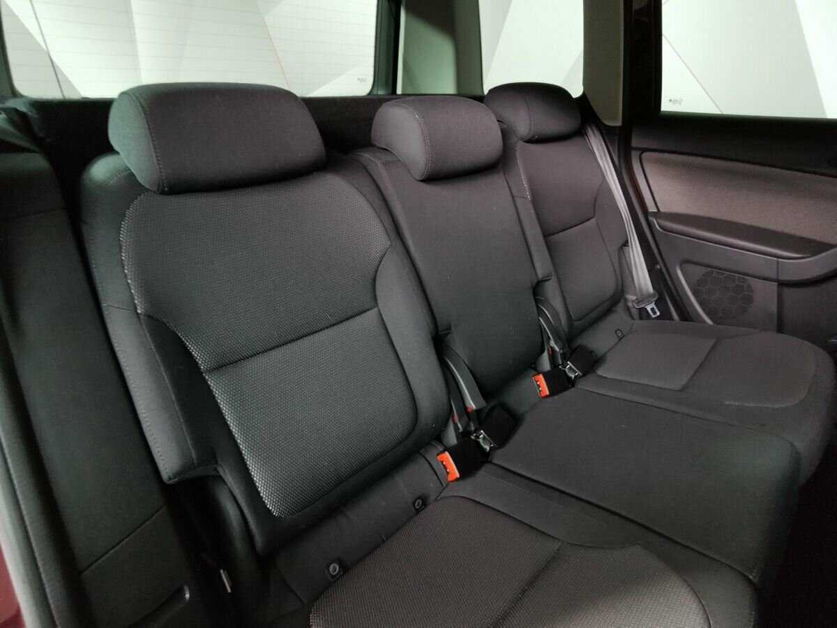 Купить Skoda Yeti с пробегом. Фото: #12