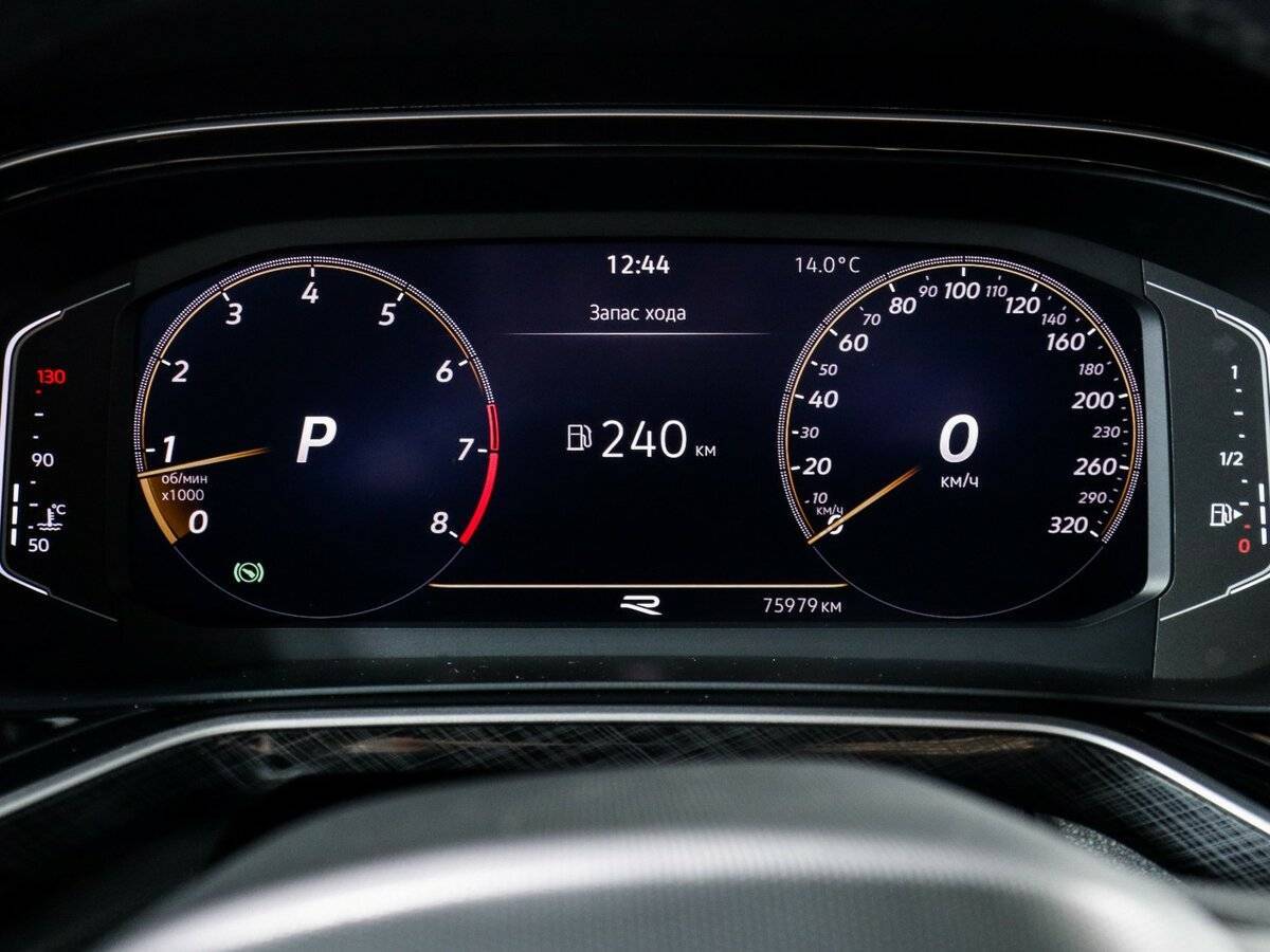 Купить Volkswagen Polo с пробегом. Фото: #6