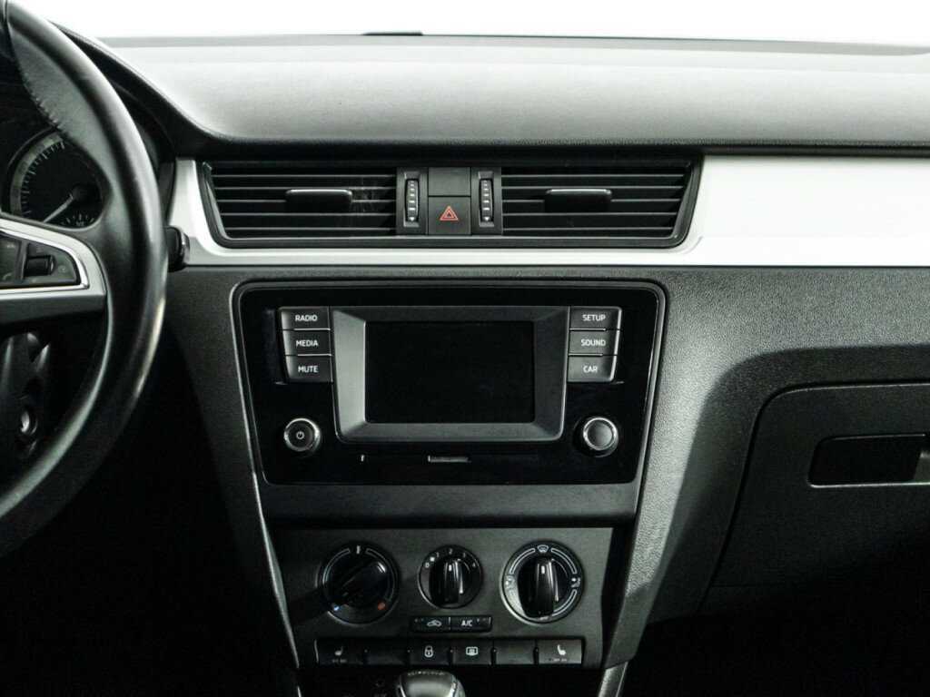 Купить Skoda Rapid с пробегом. Фото: #13