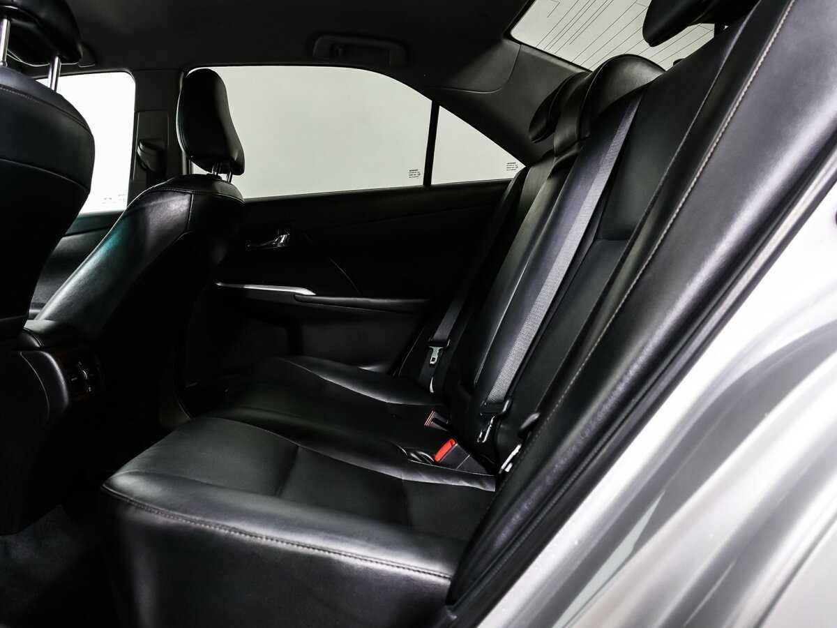 Купить Toyota Camry с пробегом. Фото: #12