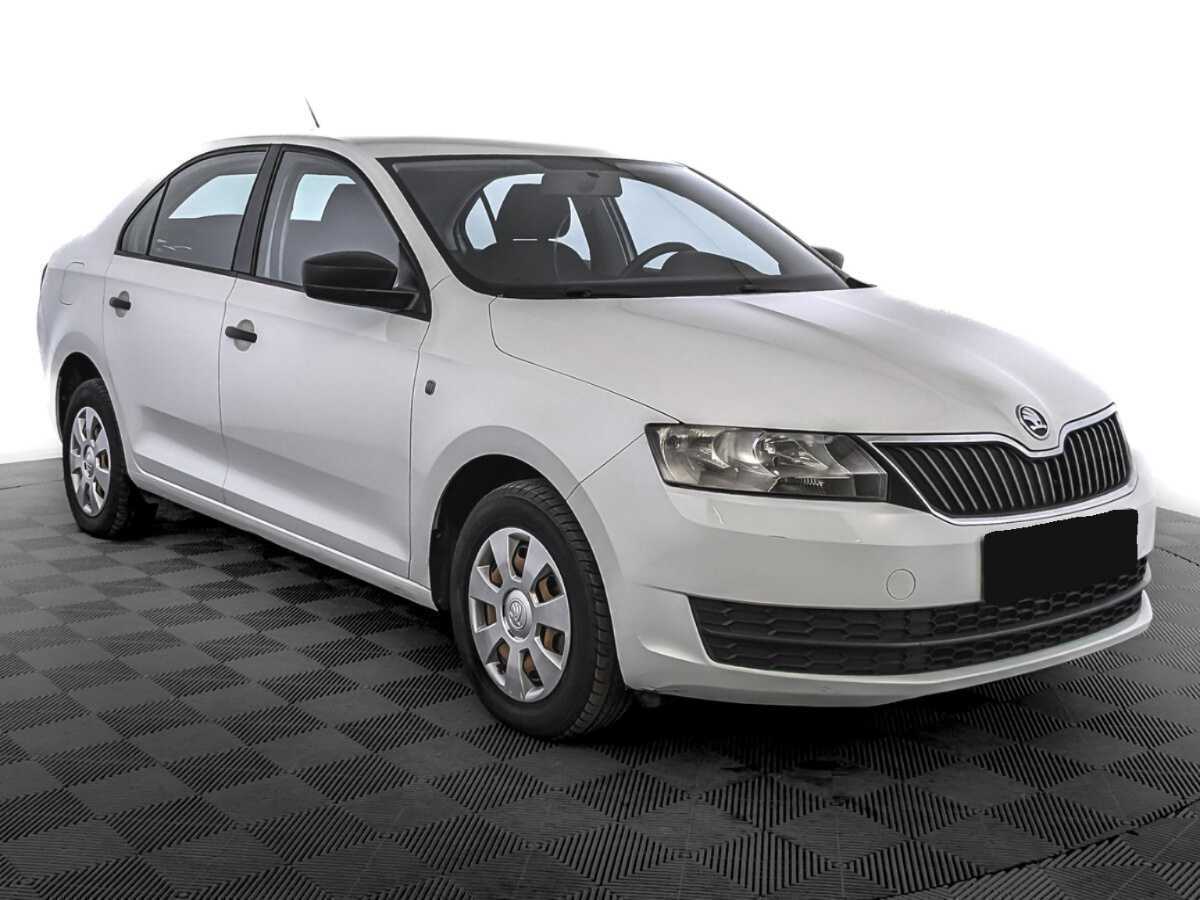 Купить Skoda Rapid с пробегом. Фото: #2