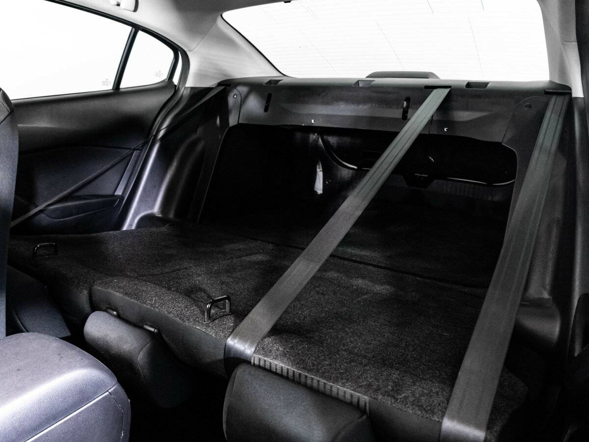 Купить Mazda 3 с пробегом. Фото: #15