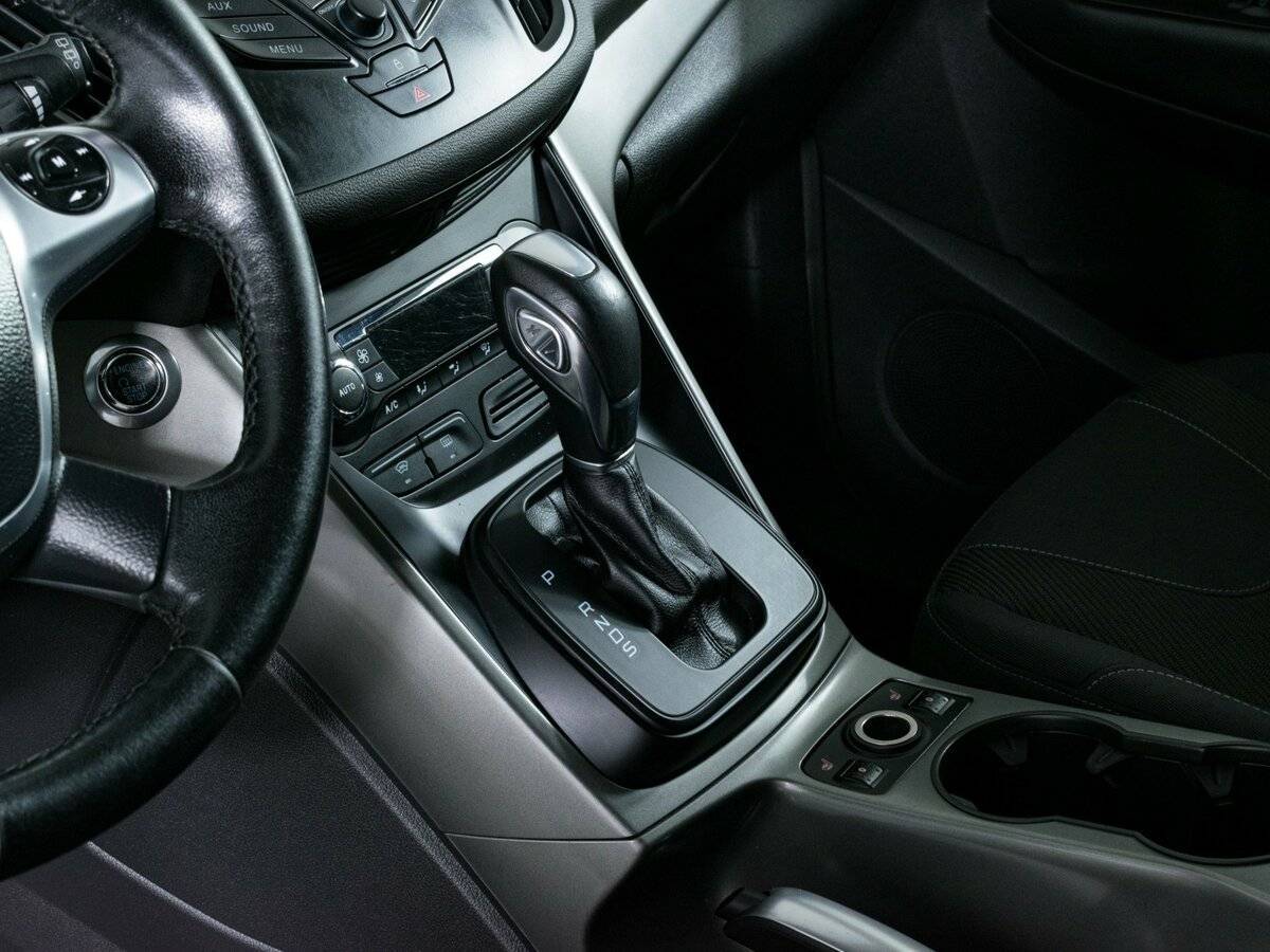 Купить Ford Kuga с пробегом. Фото: #11