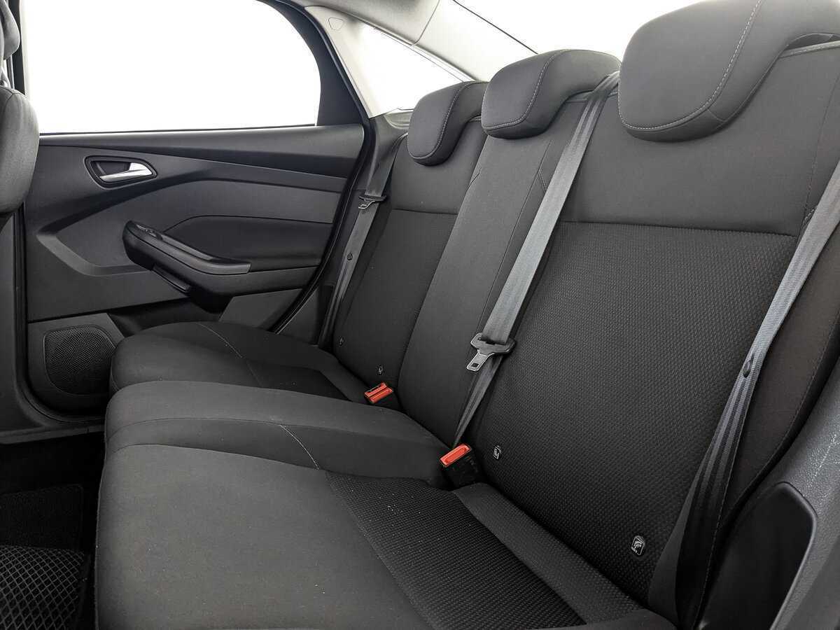 Купить Ford Focus с пробегом. Фото: #13
