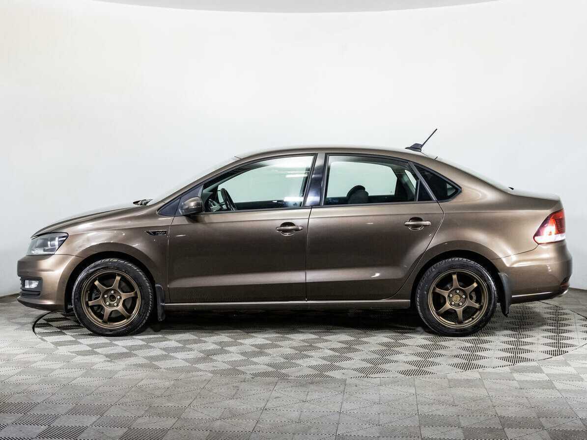 Купить Volkswagen Polo с пробегом. Фото: #7