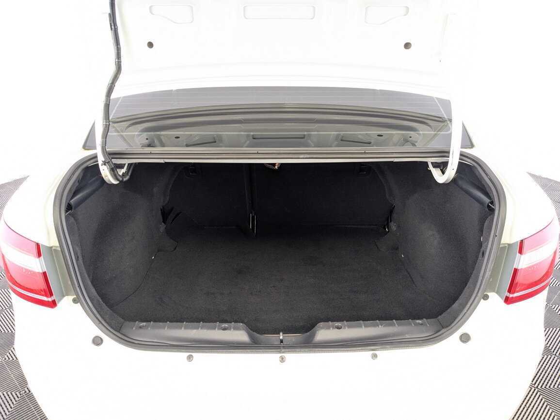 Купить Lada (ВАЗ) Vesta с пробегом. Фото: #9