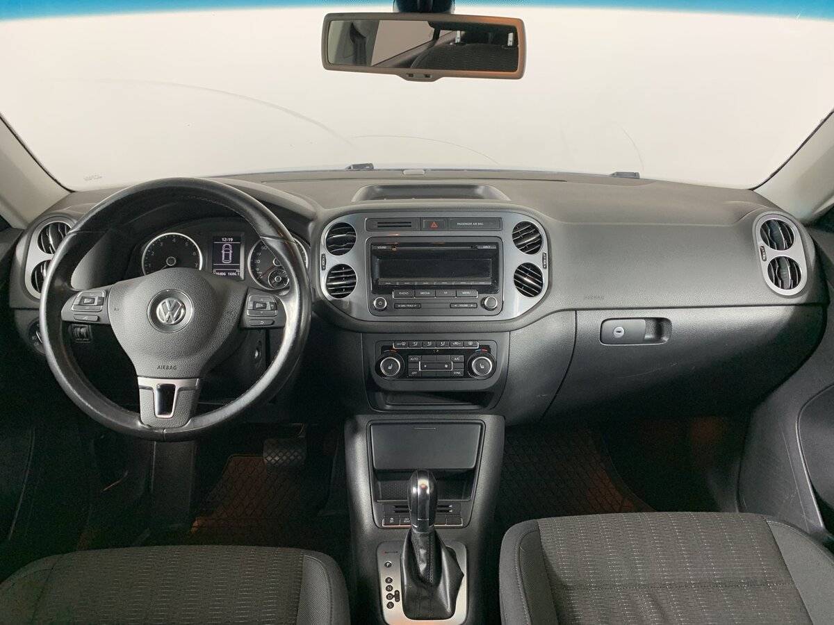 Купить Volkswagen Tiguan с пробегом. Фото: #11