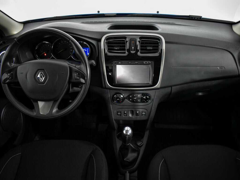 Купить Renault Sandero с пробегом. Фото: #11
