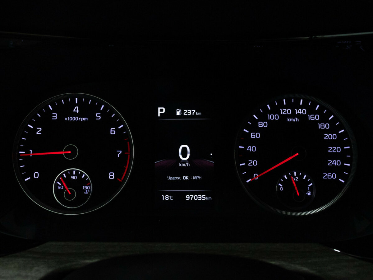 Купить Kia K5 с пробегом. Фото: #11