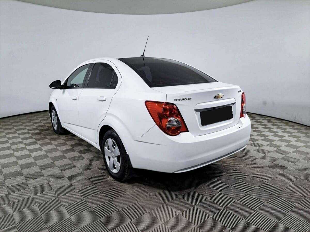 Купить Chevrolet Aveo с пробегом. Фото: #6