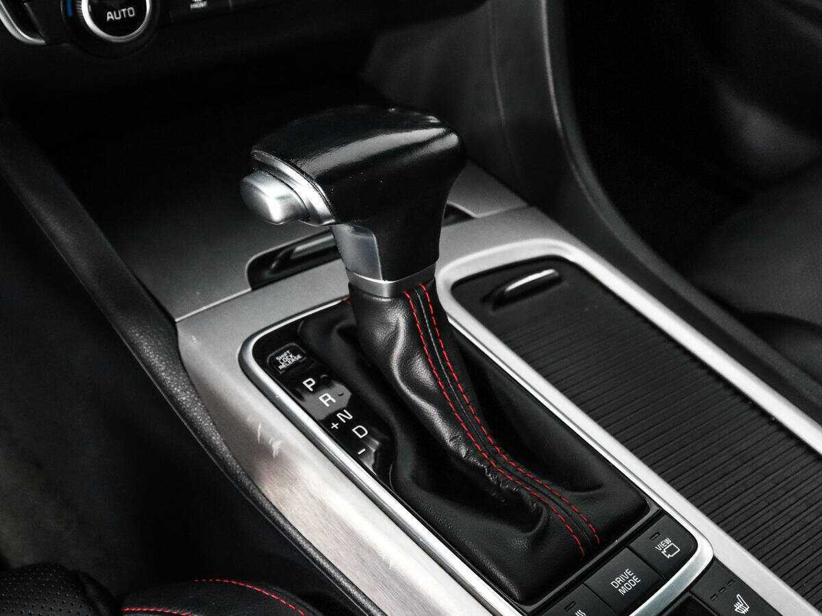 Купить Kia Optima с пробегом. Фото: #9