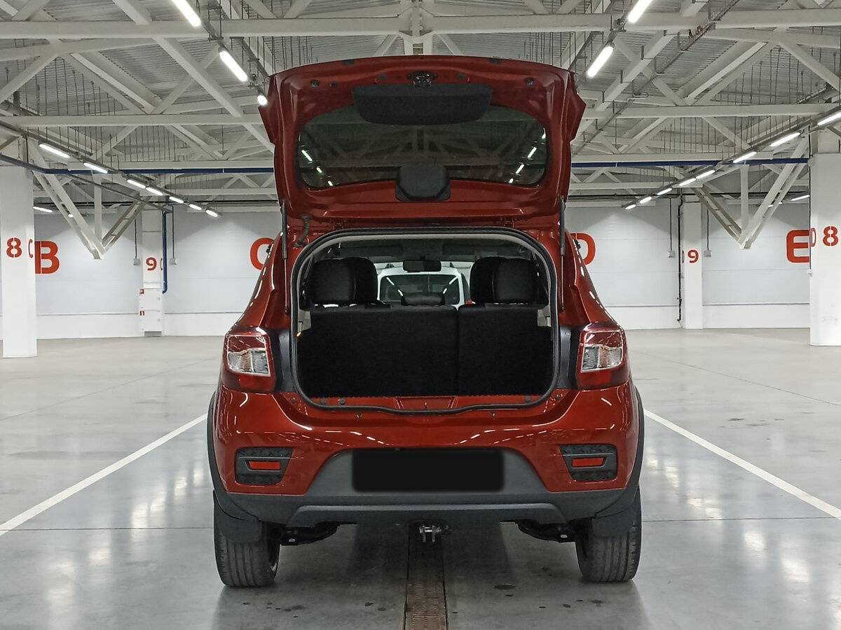 Купить Renault Sandero с пробегом. Фото: #9