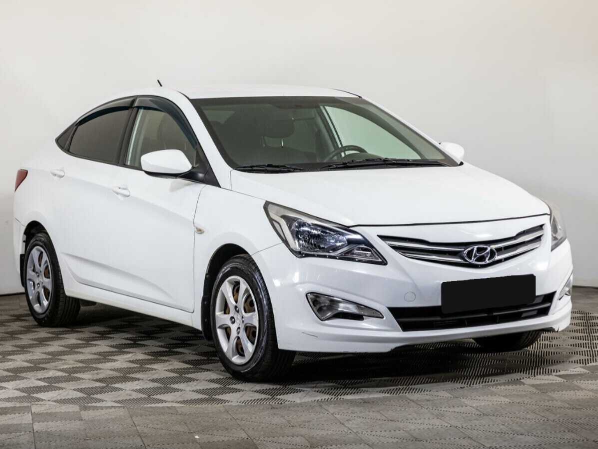 Купить Hyundai Solaris с пробегом. Фото: #2