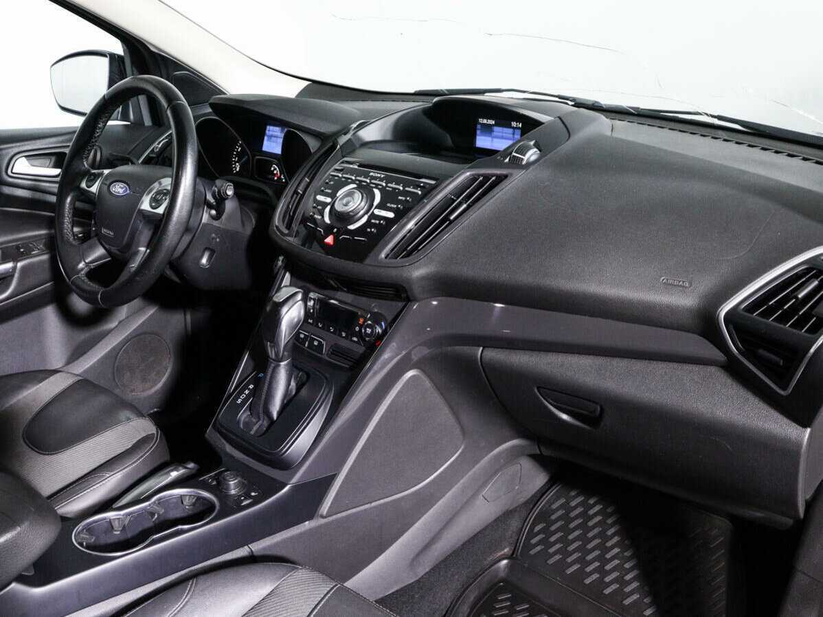 Купить Ford Kuga с пробегом. Фото: #7