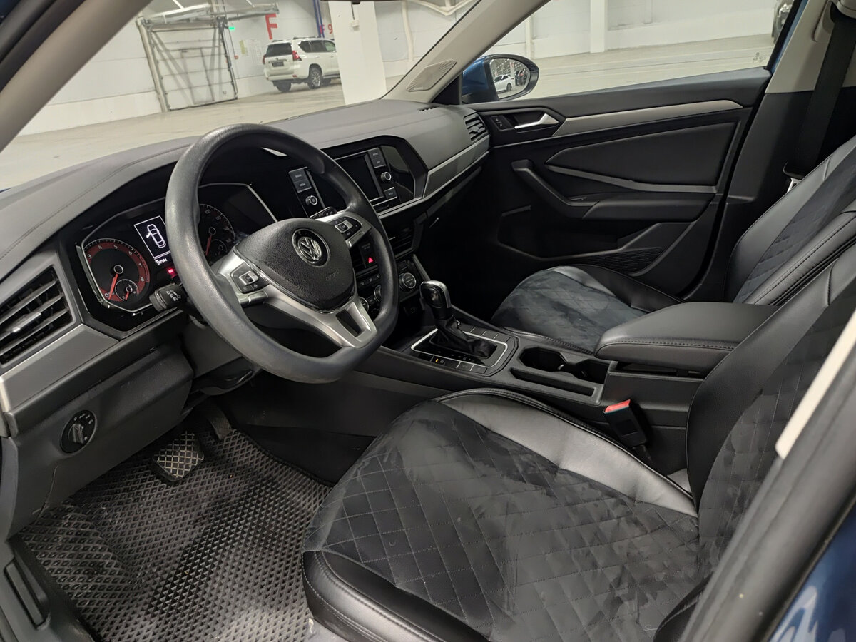 Купить Volkswagen Jetta с пробегом. Фото: #15