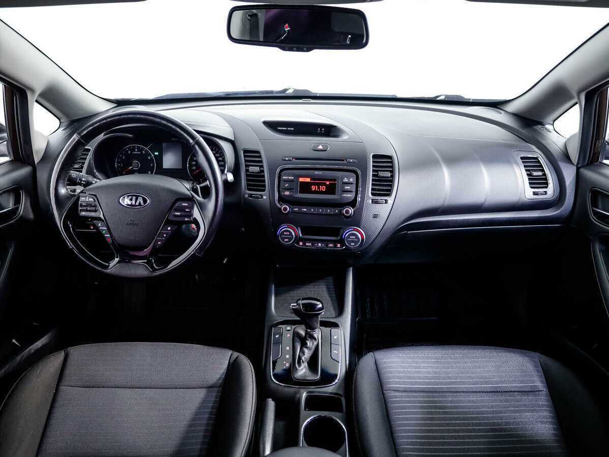 Купить Kia Cerato с пробегом. Фото: #8