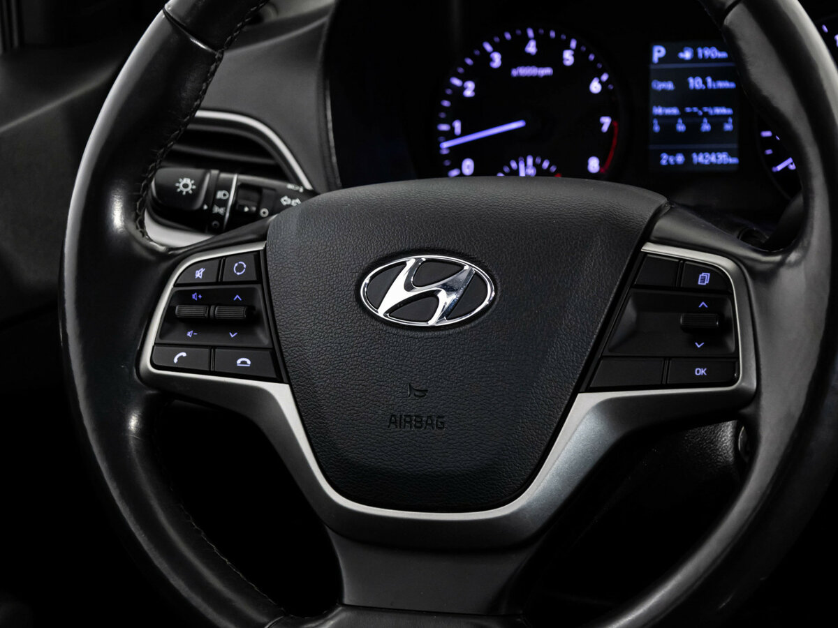 Купить Hyundai Solaris с пробегом. Фото: #8