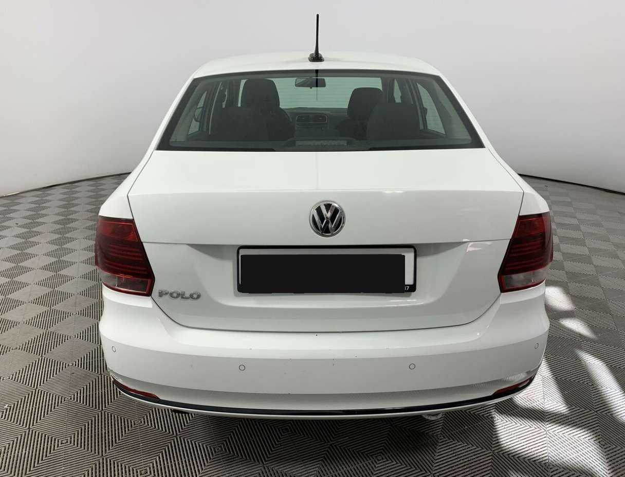 Купить Volkswagen Polo с пробегом. Фото: #4