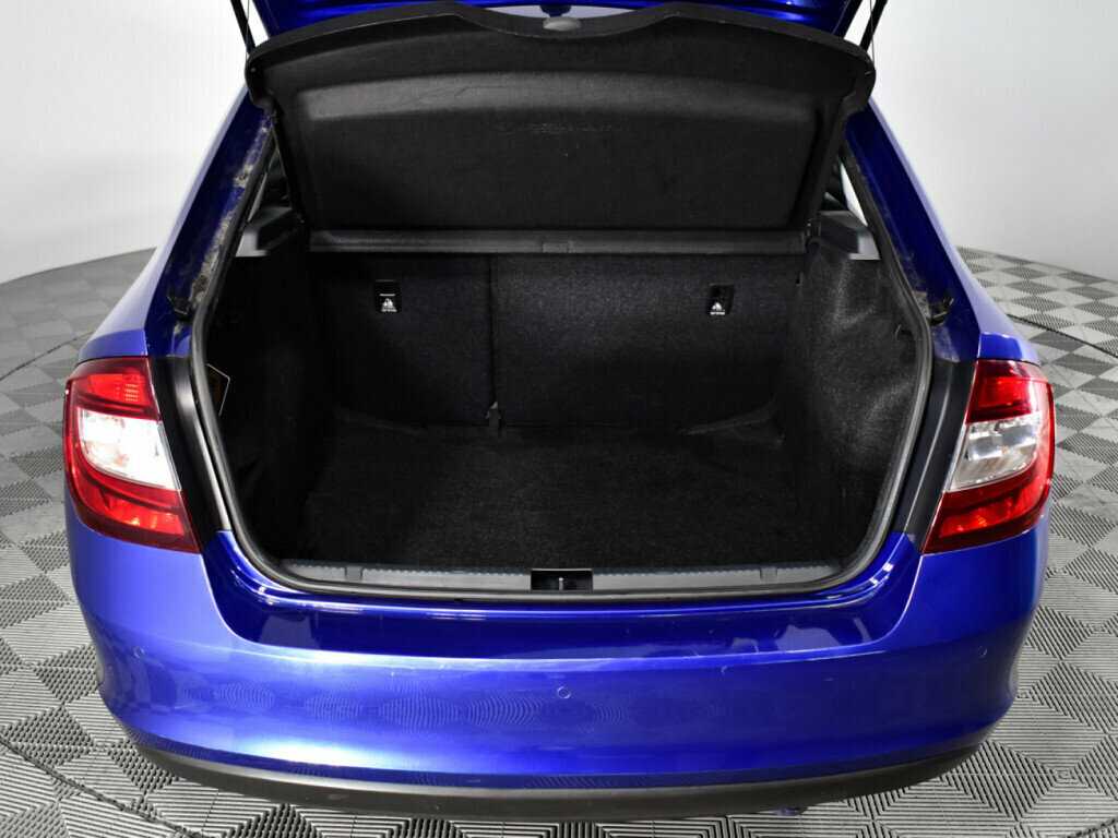 Купить Skoda Rapid с пробегом. Фото: #14