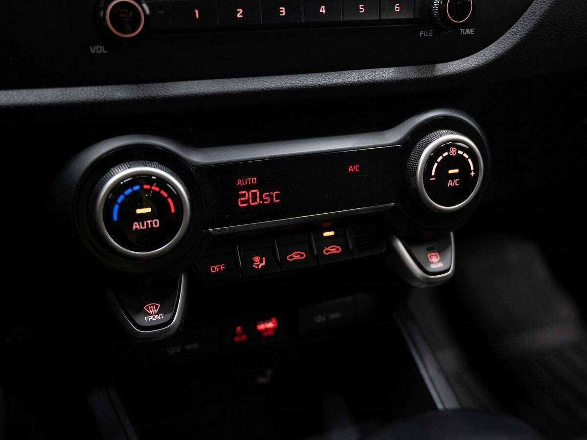 Купить Kia Rio с пробегом. Фото: #18
