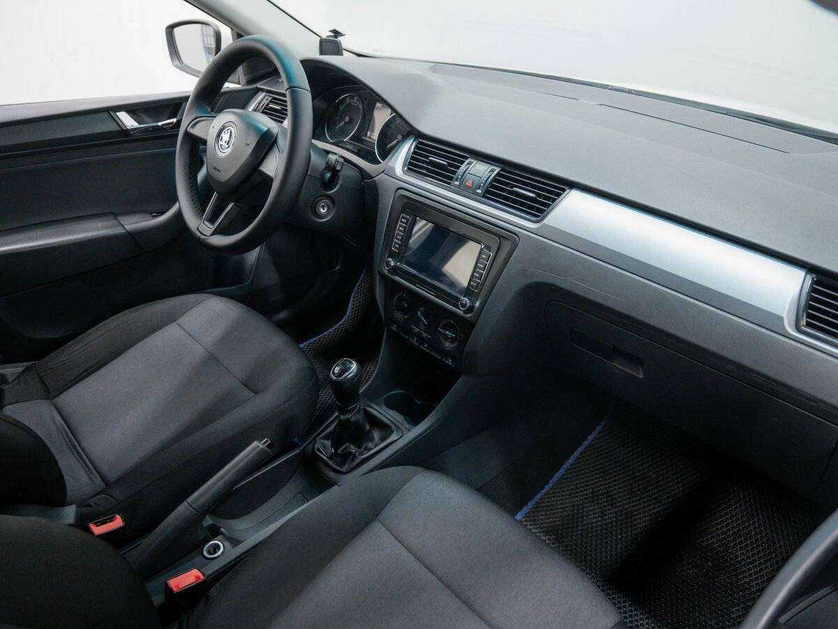 Купить Skoda Rapid с пробегом. Фото: #10