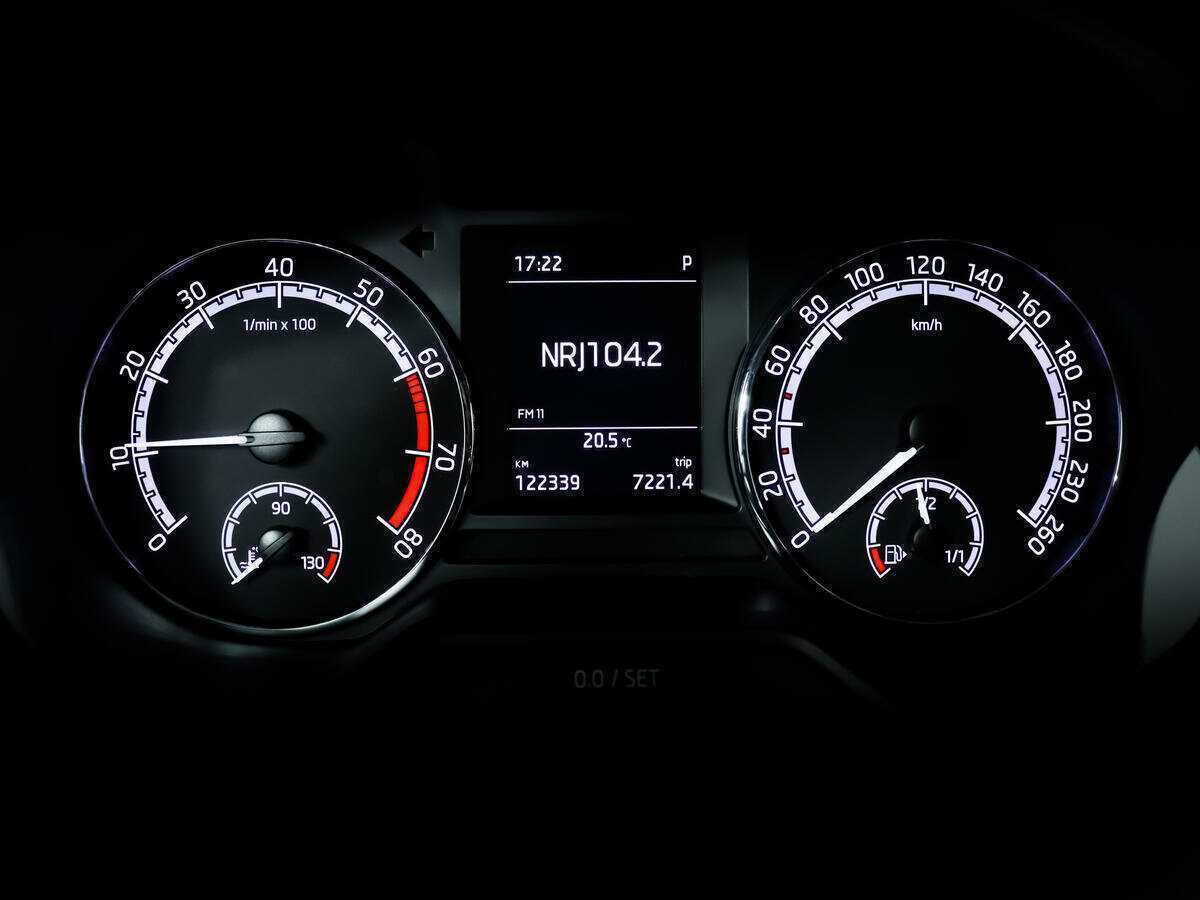 Купить Skoda Octavia с пробегом. Фото: #9