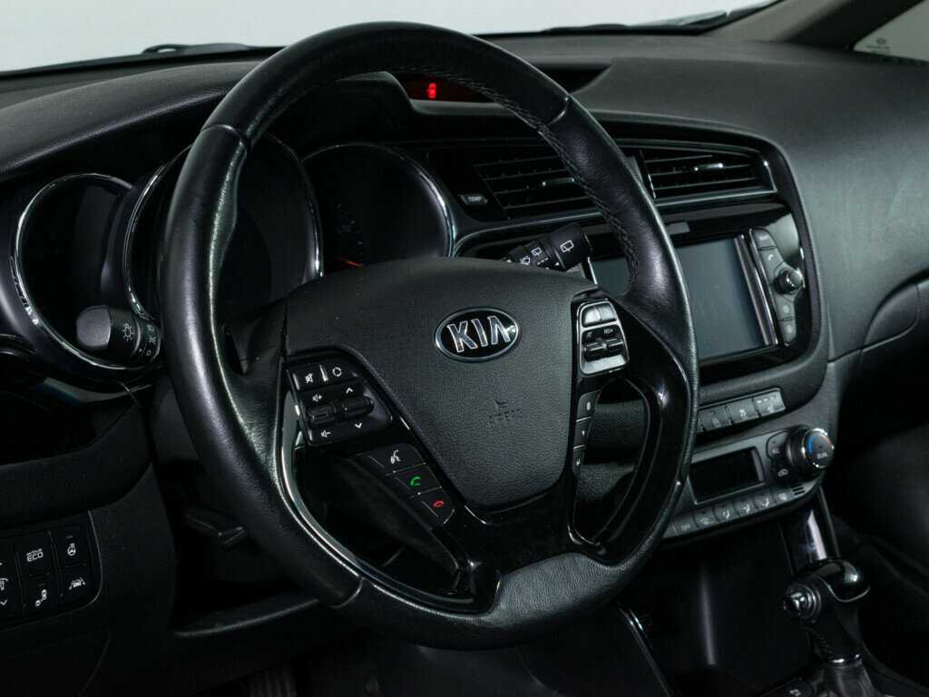 Купить Kia Ceed с пробегом. Фото: #12