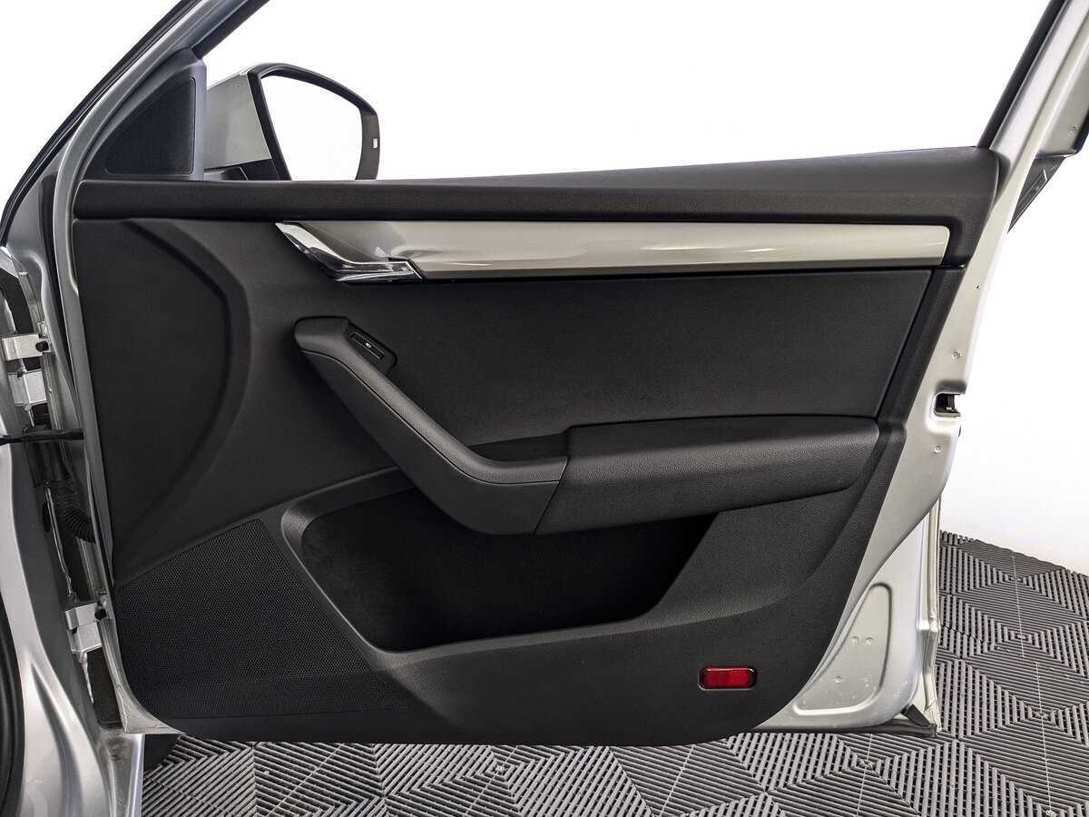 Купить Skoda Octavia с пробегом. Фото: #20