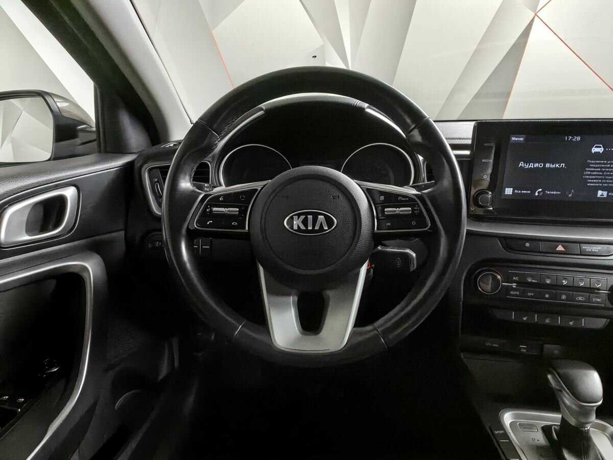 Купить Kia Ceed с пробегом. Фото: #14