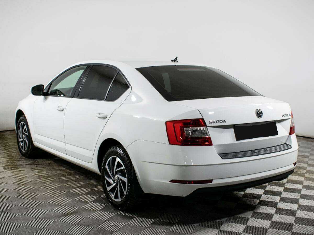 Купить Skoda Octavia с пробегом. Фото: #4