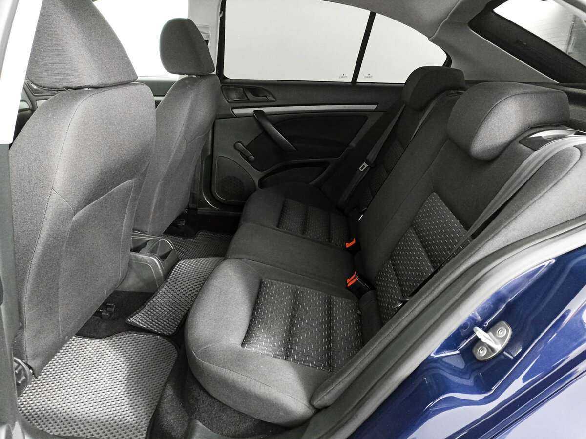 Купить Skoda Octavia с пробегом. Фото: #7