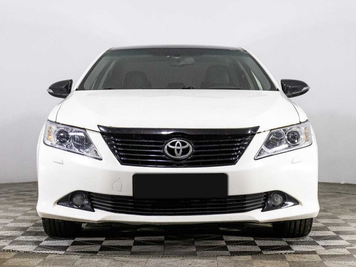 Купить Toyota Camry с пробегом. Фото: #1