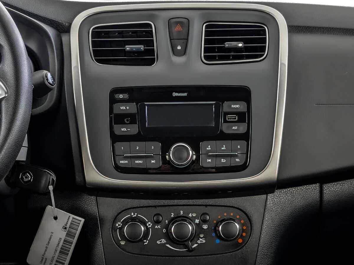 Купить Renault Sandero с пробегом. Фото: #14