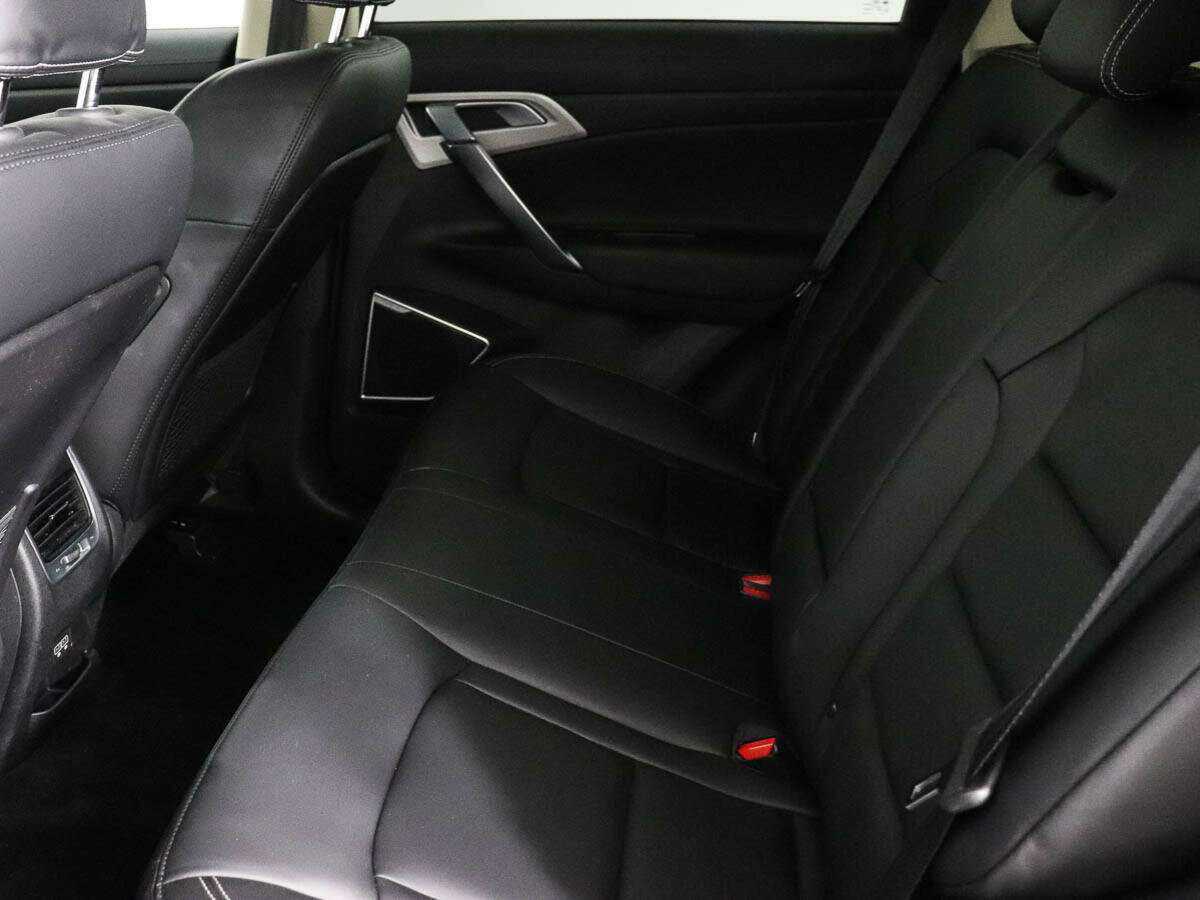 Купить Geely Atlas с пробегом. Фото: #8